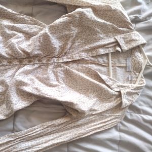 New York & Co White & Tan Cheetah Button Up